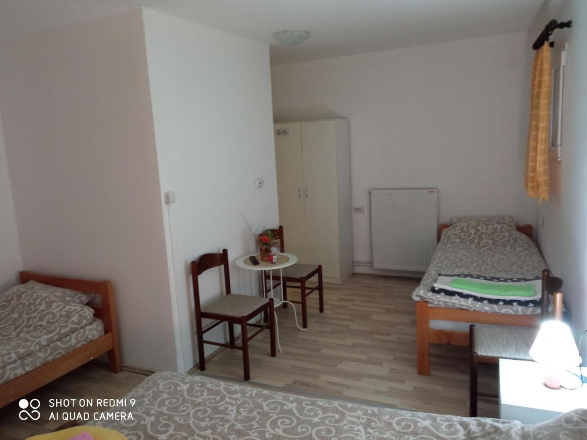 Guest House Vila Banjica Pirot Exteriér fotografie