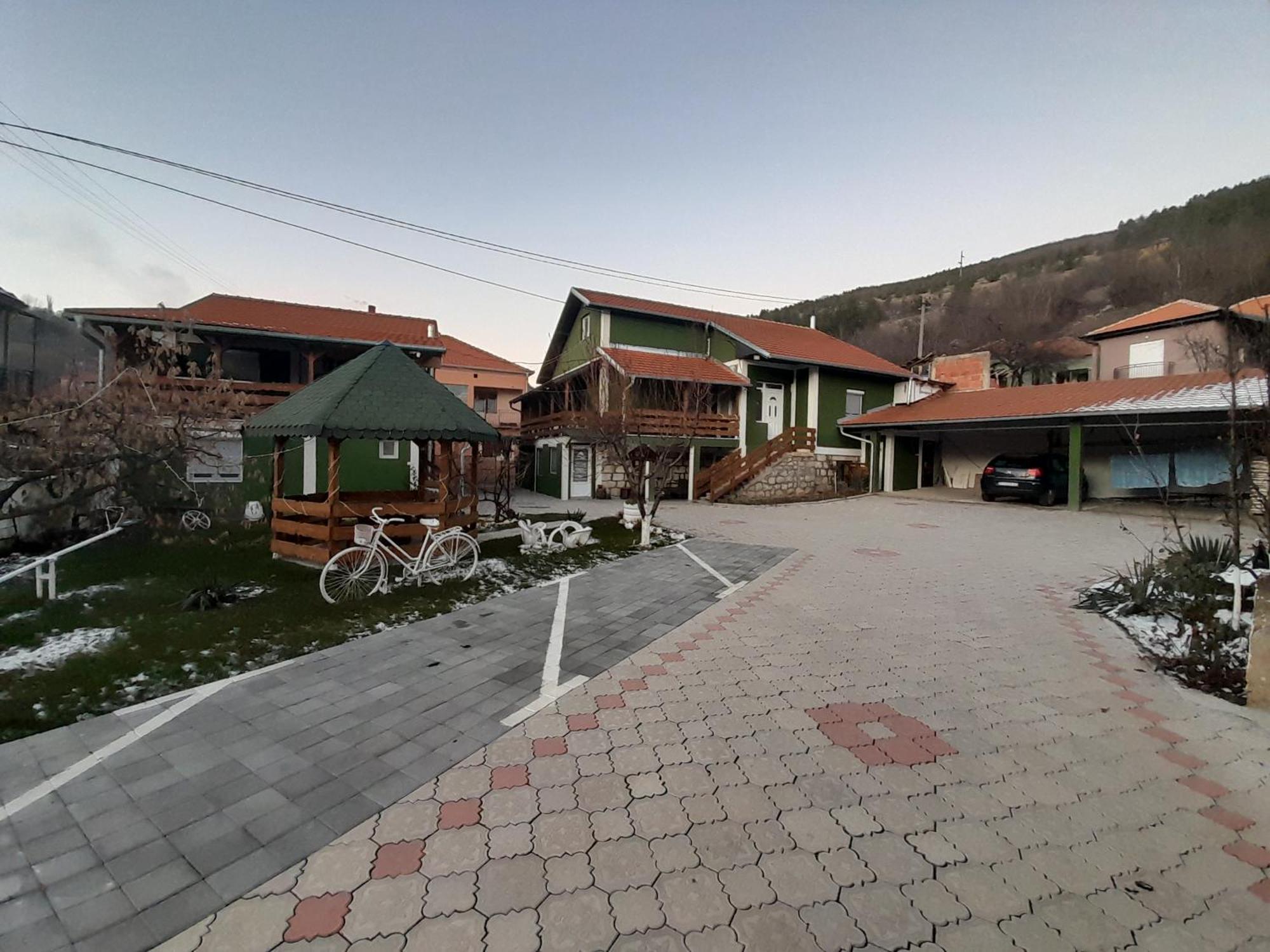 Guest House Vila Banjica Pirot Exteriér fotografie