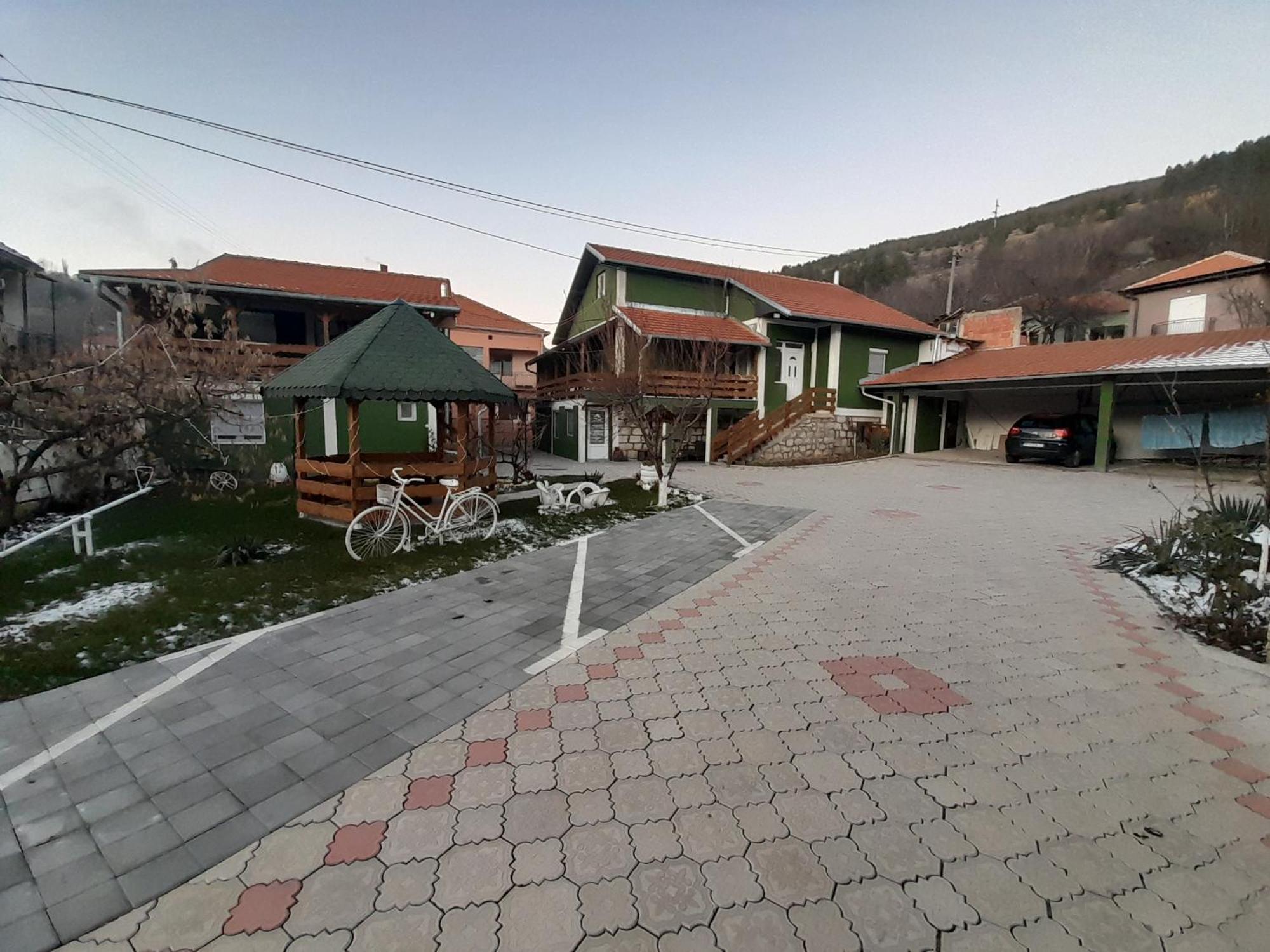 Guest House Vila Banjica Pirot Exteriér fotografie